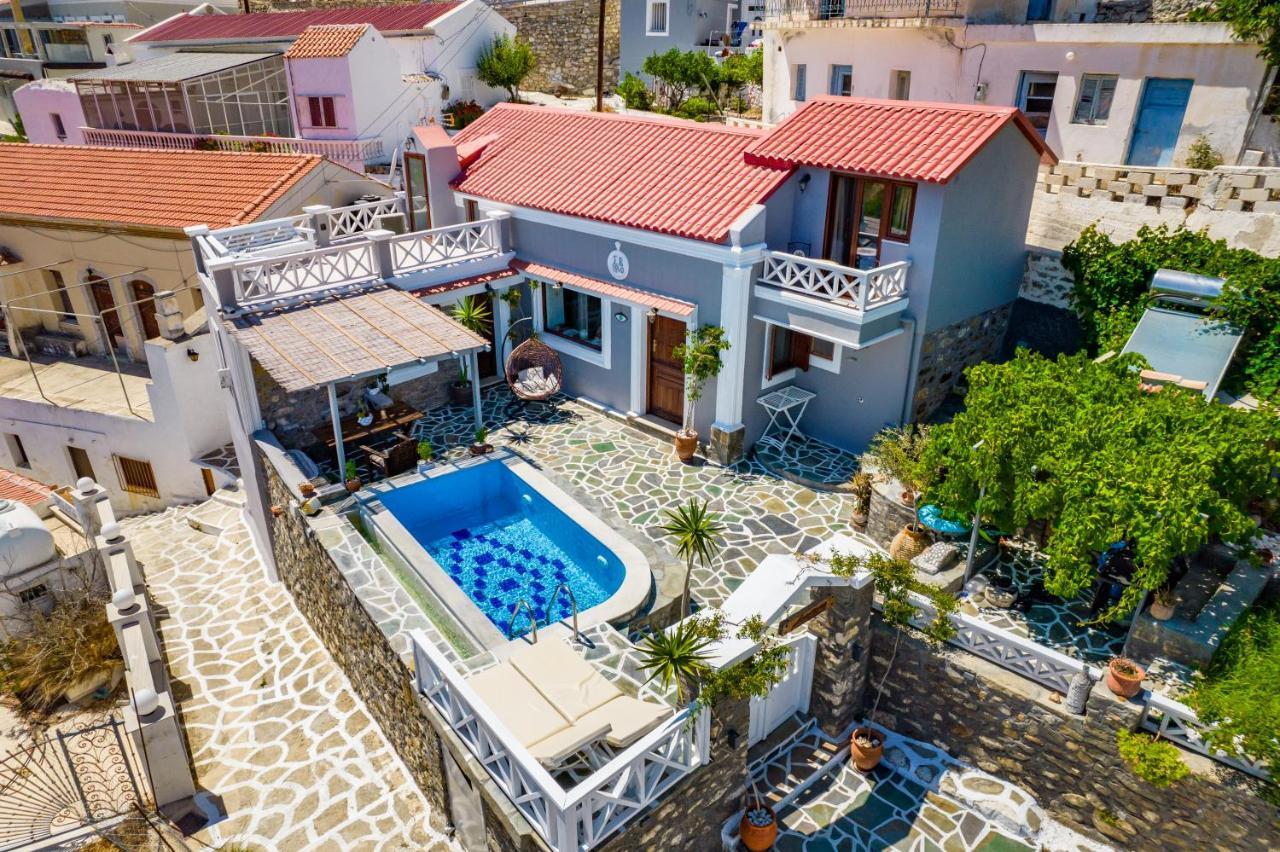 Anastasia Villa *